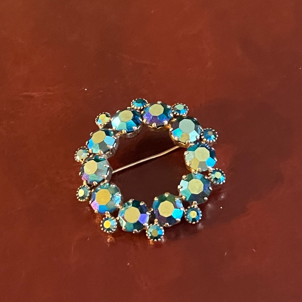 Vintage Aqua turquoise brooch
